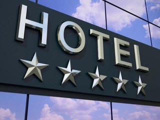 С 1 января 2022 года отели, гостиницы и иные средства размещения не смогут работать без свидетельства о пройденной классификации