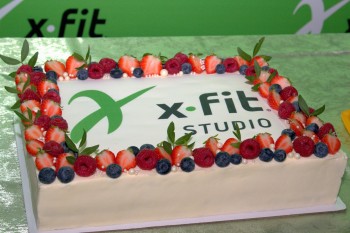 В прошедшие выходные свой день рождения отпраздновал один из самых больших в Вологодской области фитнес-клубов – X-Fit